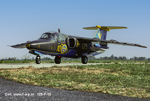 Saab 105 (Sk 60)   125 c/n-60125   F-10  c/n-60033   Cambrai - �pinoy (closed)