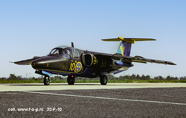 Saab 105 (Sk 60)      33   F-10  c/n-60033   Cambrai - �pinoy (closed)