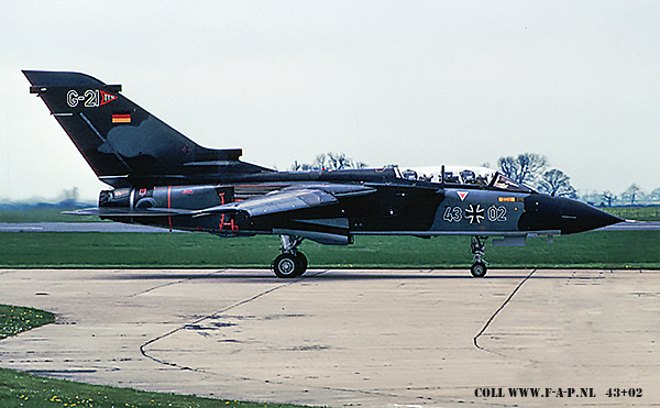 Panavia Tornado IDS 43+02    TTTE   (Tri National TrainingEsstablisment.    at Cottesmore 1981/1999