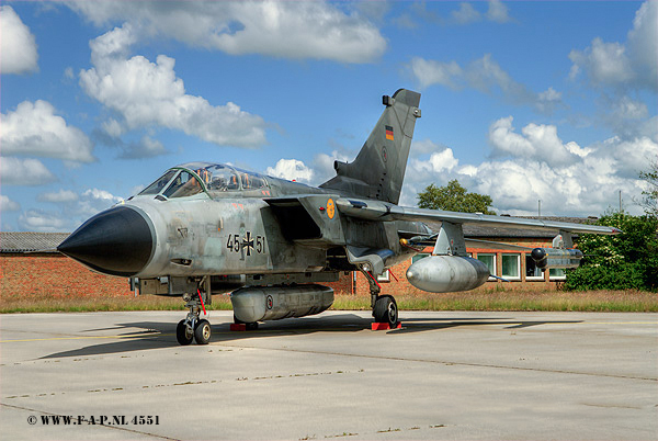Panavia Tornado IDS   46+50    Wittmund  05-06-2009