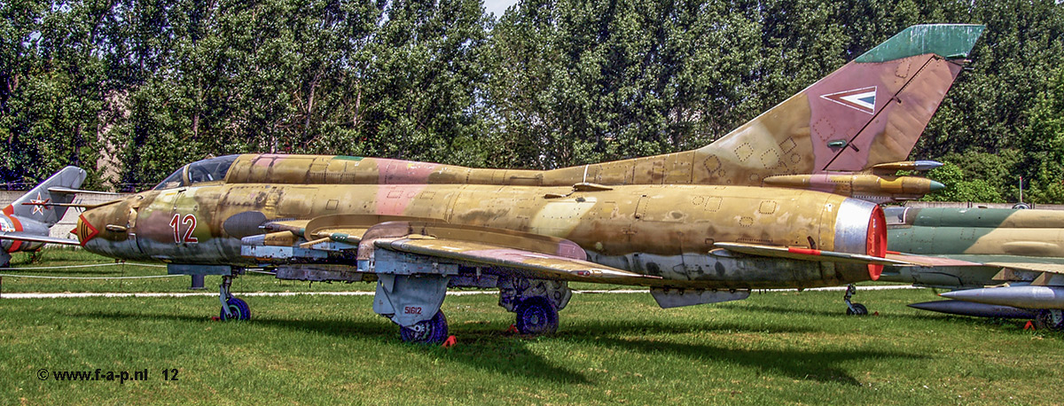  Sukhoi Su-22M3 Fitter  12   c/n-51612   Hungarian AF   Szolnok Air Base (LHSN) , Hungary 09-06-2004   