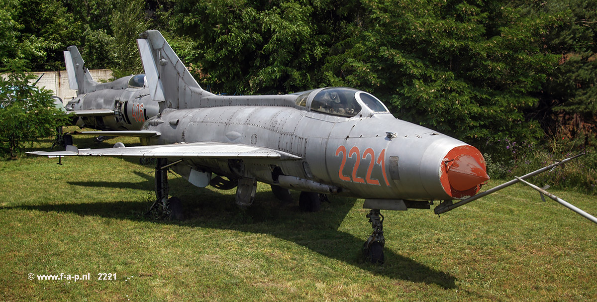 Mikoyan-Gurevich MiG-21F-13   2221     c/n-742221     Szolnok Air Base (LHSN) , Hungary 09-06-2004