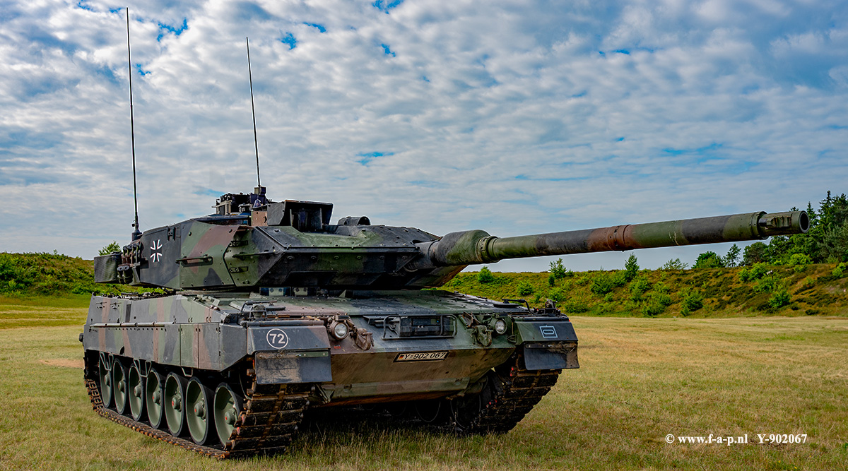 Krauss Maffei Wegmann Leopard  2-A-6   Y-902067  German Army   Heer  Northolz  06-06-2026
