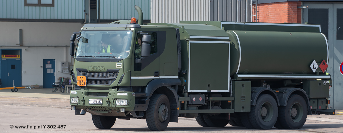Iveco 450 Trakker  Y-302487 Heer B�ckeburg 17-06-2023