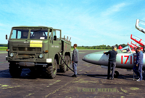 Star-266   UCY-0195   Deblin  2004