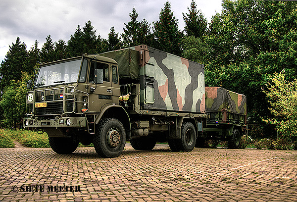 DAF  YA-4442    28-KL-60   Oranjekazerne 25-08-2012