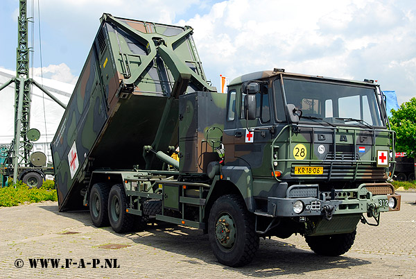 DAF  YA-4442   KR-18-06   Havelte  28-05-2010