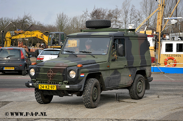 Mercedes Benz GD290  24-KL-97  Harlingen  17-02-2014