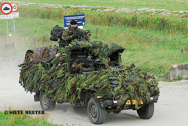 42-KZ- Mercedes Benz 290 GD Softtop  Marnerwaard