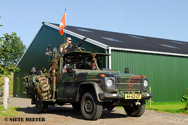 44kz07 Mercedes Benz 290 GD Softtop    Hoogeveensevaart