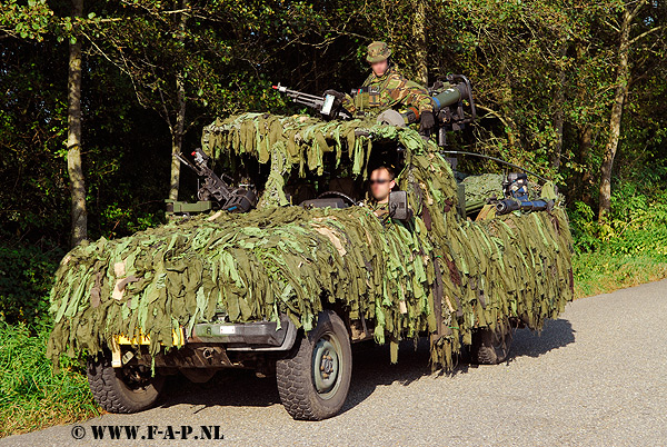 44-KZ----   Mercedes Benz 290 GD Softtop    Hoogeveensevaart