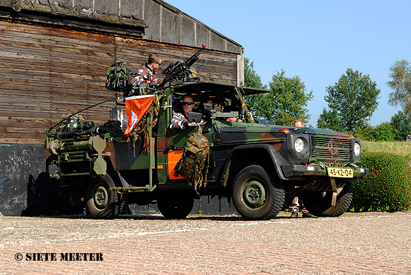 45kz04 Mercedes Benz 290 GD Softtop    Hoogeveensevaart