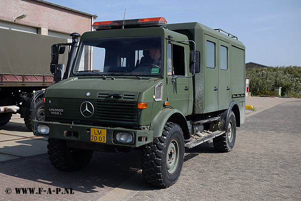 Mercedes 1550L Unimog  LM-2003   Vlieland  04-08-2011