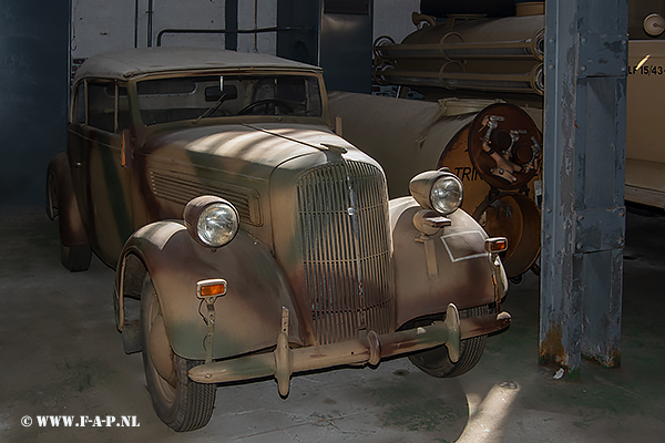 Opel  - Fahrzeuge-der-Wehrmacht. Juterbog Altes Lager 15-04-2018