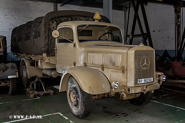  Hanomag SdKfz 11 leichter ZugkraftwMercedes-Benz L 4500 - Fahrzeuge-der-Wehrmacht.the WH-562365  Juterbog Altes Lager 15-04-2018
