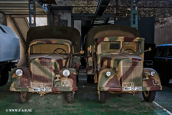 Opel Blitz - Fahrzeuge-der-Wehrmacht.the WH-127206-and 7  Juterbog Altes Lager 15-04-2018